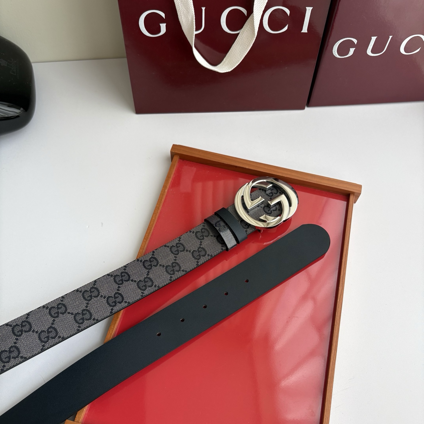 Gucci 原单品质，新款pvc印花面搭配原版平纹灰色底，精品铜挂扣，精工制作，细节看图，实物拍摄，高端奢华，宽度4.0