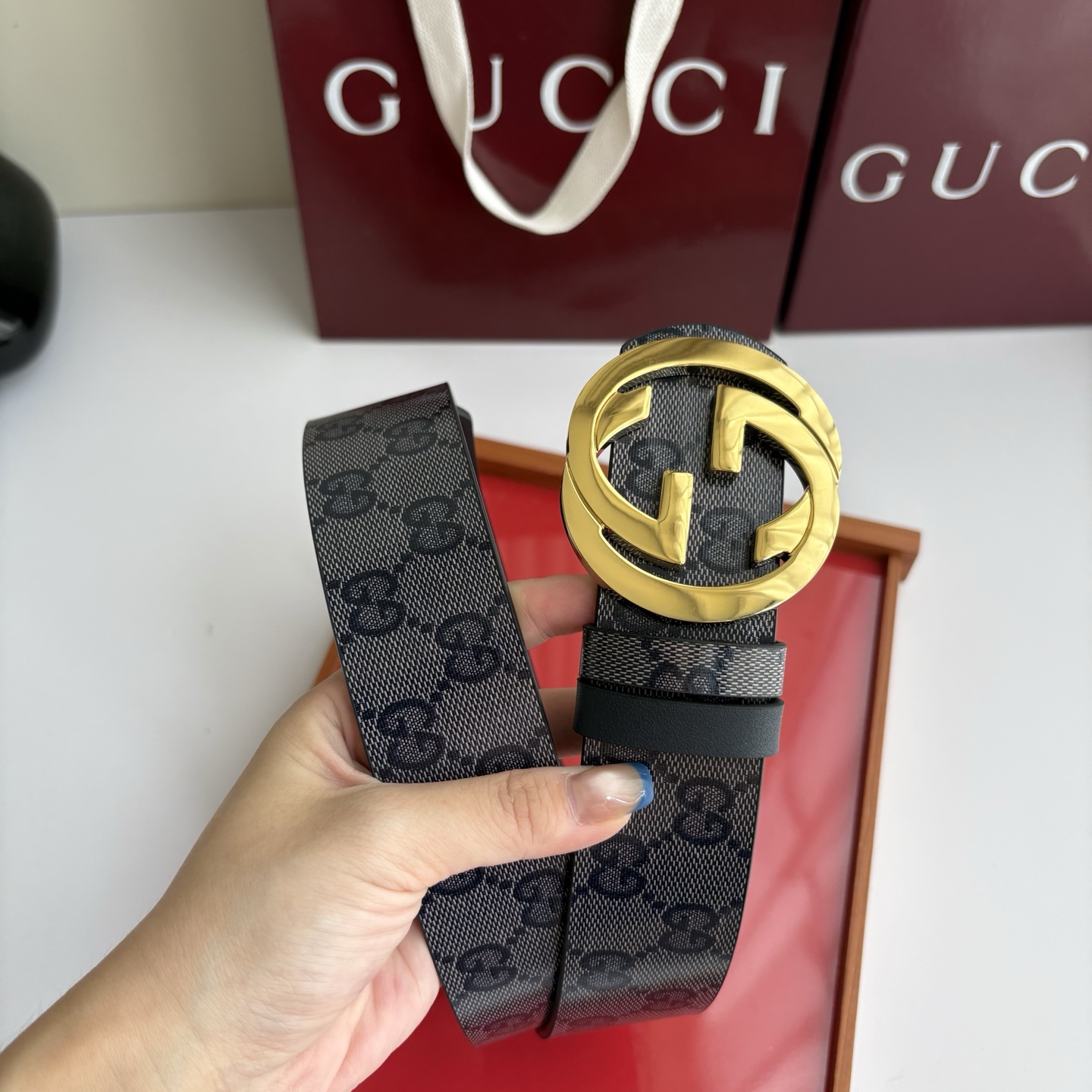 Gucci 原单品质，新款pvc印花面搭配原版平纹灰色底，精品铜挂扣，精工制作，细节看图，实物拍摄，高端奢华，宽度4.0