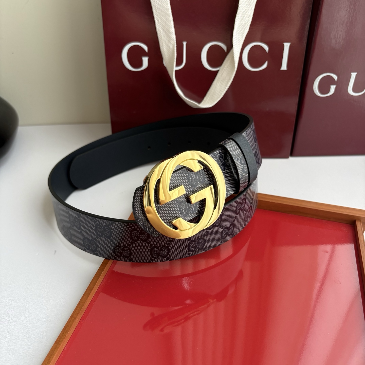 Gucci 原单品质，新款pvc印花面搭配原版平纹灰色底，精品铜挂扣，精工制作，细节看图，实物拍摄，高端奢华，宽度4.0