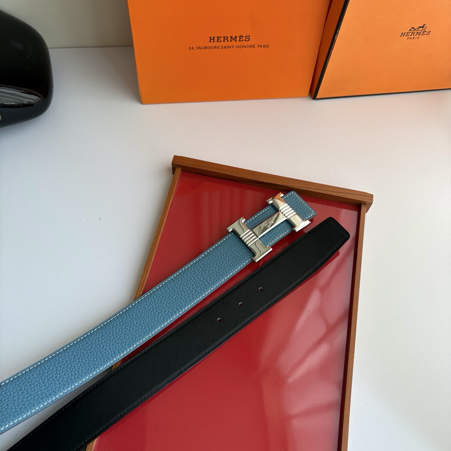 【爱马仕】Hermes 原单爱马仕，宽3.8cm进口原版皮带身，双面可用，精品电镀五金 ！