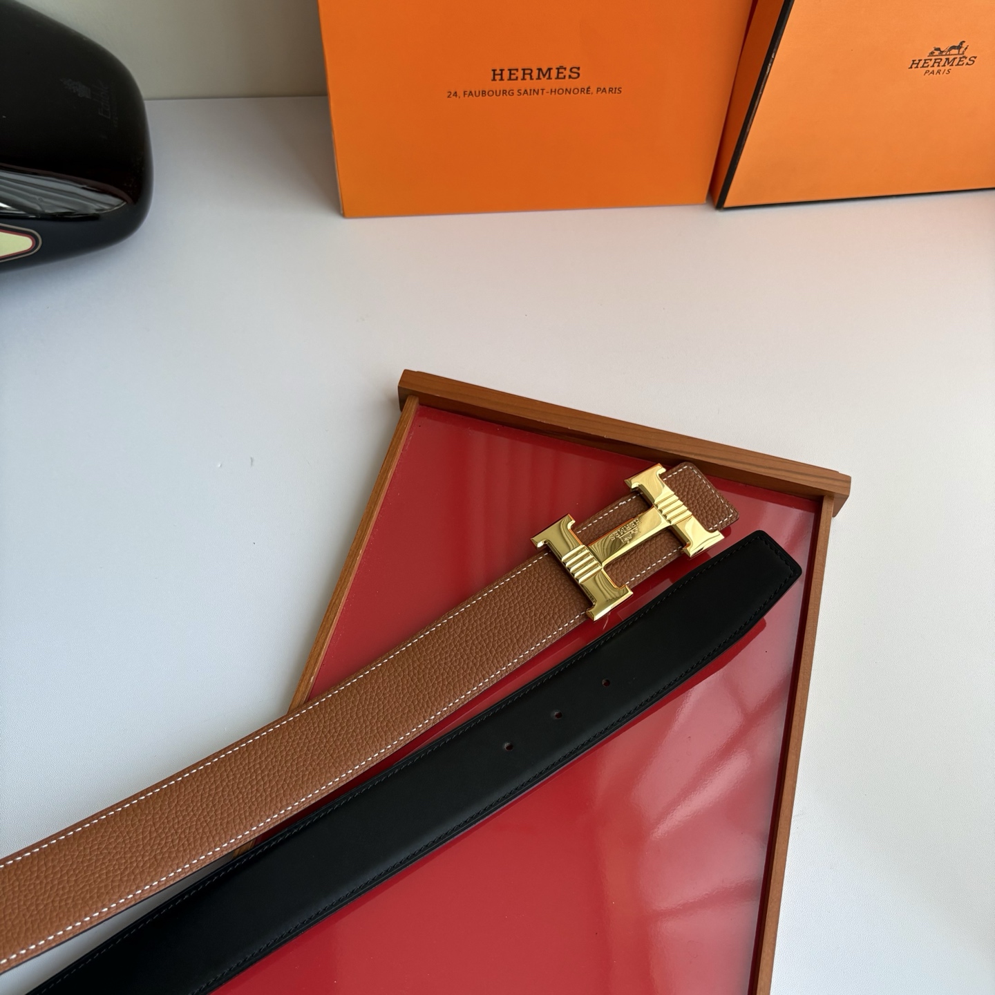 【爱马仕】Hermes 原单爱马仕，宽3.8cm进口原版皮带身，双面可用，精品电镀五金 ！