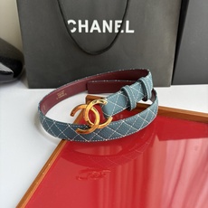 CHANEL 2.5cm小香女装腰带 双面进口原版小牛皮 纯铜五金 低调奢华 时尚百搭 CHANEL 2.5cm小香女装腰带 双面进口原版小牛皮 纯铜五金 低调奢华 时尚百搭