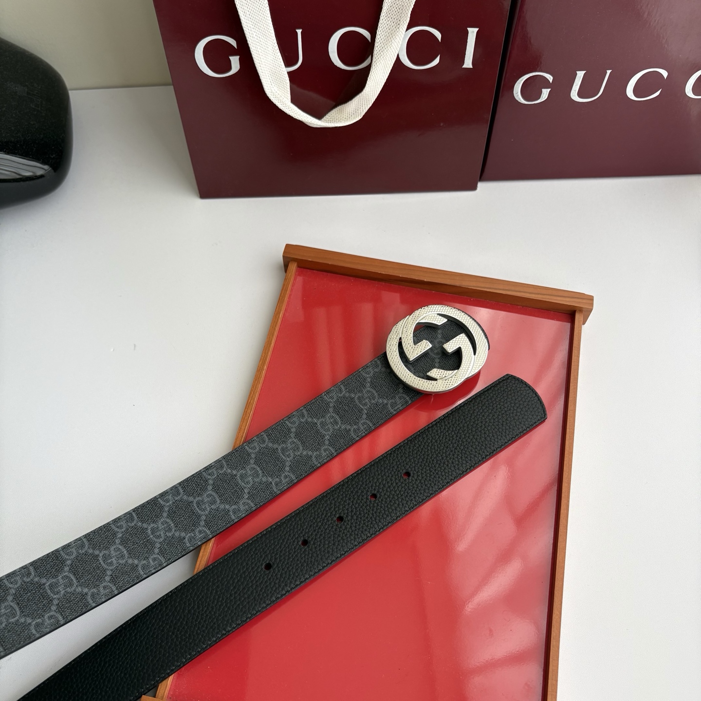 Gucci 经典原单品质，经典印花Pvc面搭配黑色荔枝纹底，纯钢挂扣，精工制作，细节看图，实物拍摄，高端奢华，宽度4.0