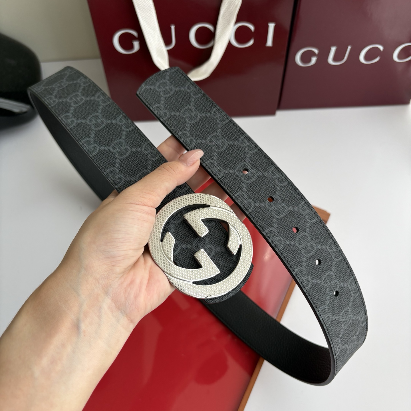 Gucci 经典原单品质，经典印花Pvc面搭配黑色荔枝纹底，纯钢挂扣，精工制作，细节看图，实物拍摄，高端奢华，宽度4.0