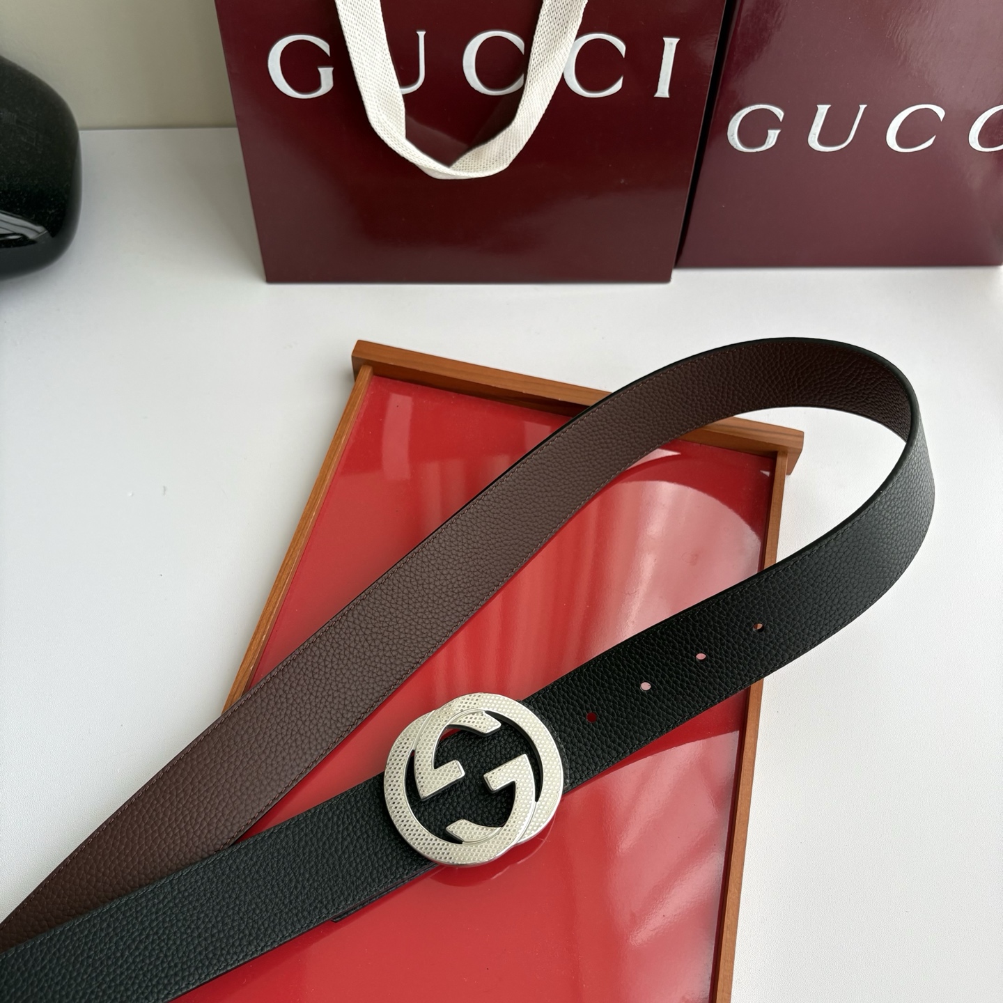 Gucci 经典原单品质，黑棕双面荔枝纹，纯钢挂扣，精工制作，细节看图，实物拍摄，高端奢华，宽度4.0cm