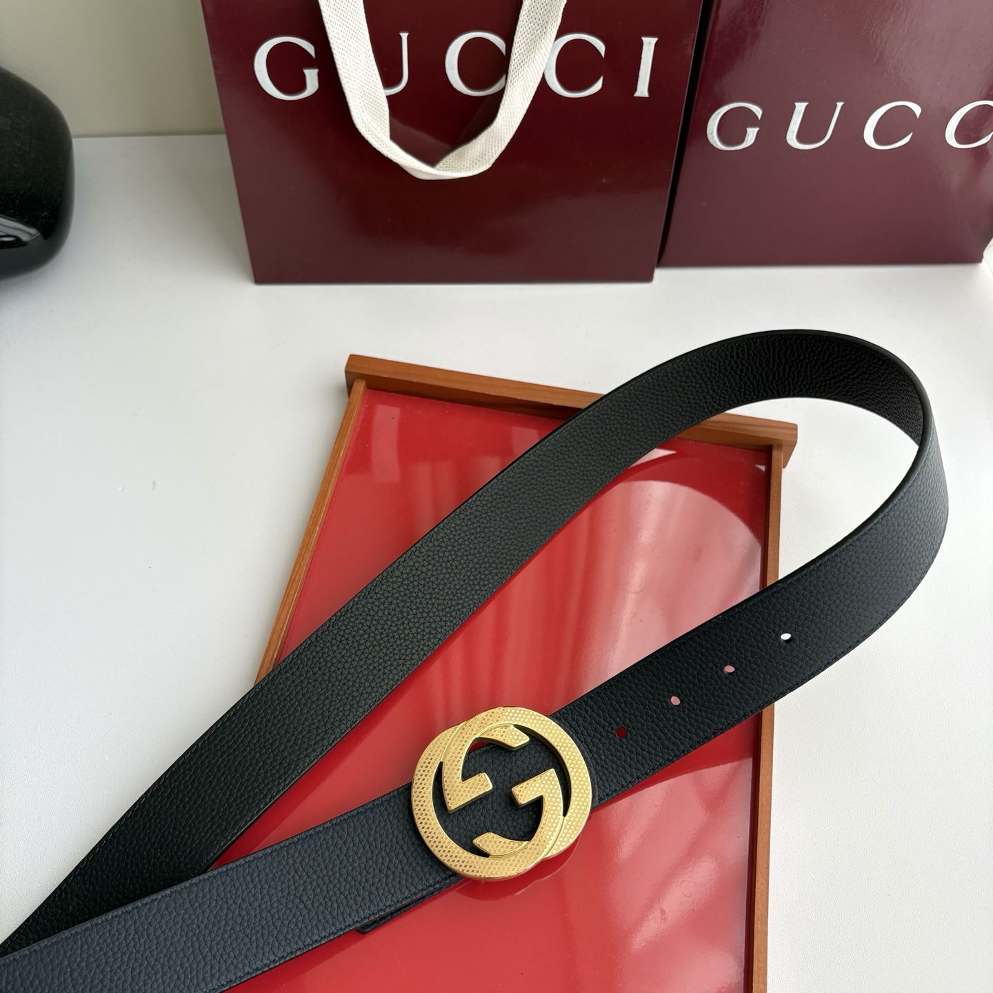 Gucci 经典原单品质，黑蓝双面荔枝纹，纯钢挂扣，精工制作，细节看图，实物拍摄，高端奢华，宽度4.0cm