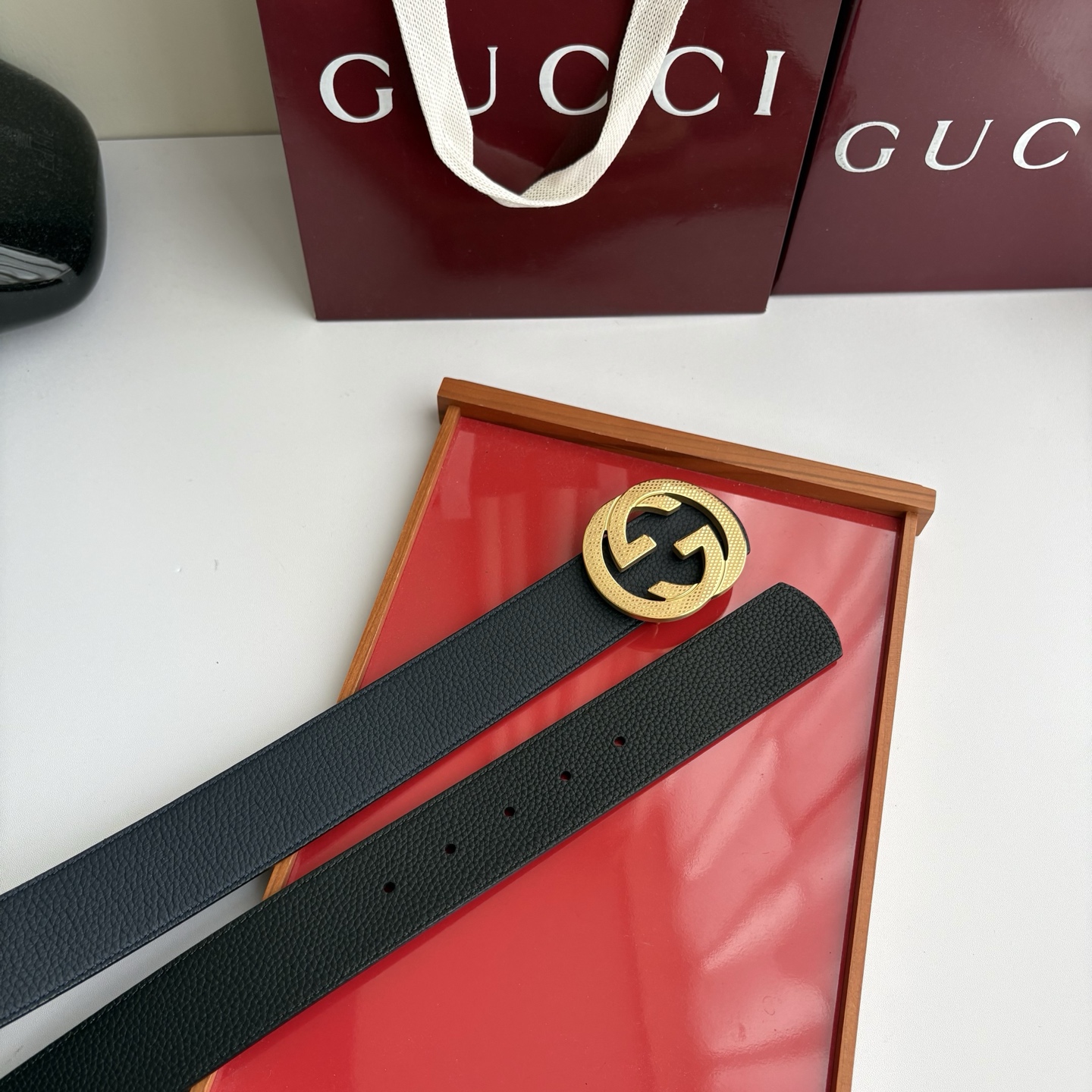 Gucci 经典原单品质，黑蓝双面荔枝纹，纯钢挂扣，精工制作，细节看图，实物拍摄，高端奢华，宽度4.0cm
