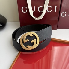 Gucci 经典原单品质,黑蓝双面荔枝纹,纯钢挂扣,精工制作,细节看图,实物拍摄,高端奢华,宽度4.0cm Gucci 经典原单品质,黑蓝双面荔枝纹,纯钢挂扣,精工制作,细节看图,实物拍摄,高端奢华,宽度4.0cm