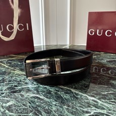 Gucci古驰男士皮带,头层牛皮,经典GG压花,方形扣,皮质细腻,做工精致,五金亮面,宽3.5cm,商务休闲都能搭,细节 Gucci古驰男士皮带,头层牛皮,经典GG压花,方形扣,皮质细腻,做工精致,五金亮面,宽3.5cm,商务休闲都能搭,细节