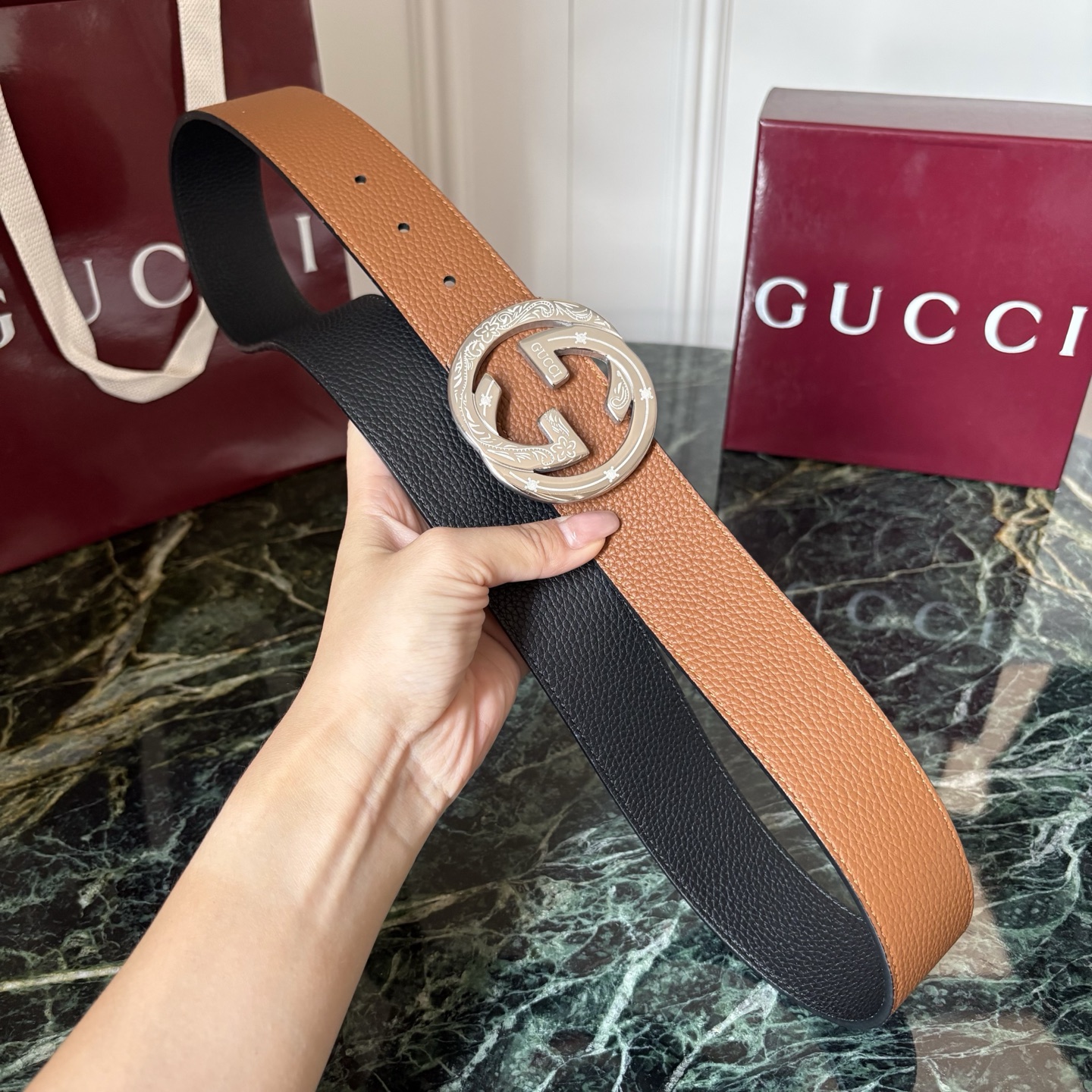 Gucci 经典原单品质，黑土黄双面荔枝纹，精品钢扣，精工制作，细节看图，实物拍摄，高端奢华，宽度4.0cm