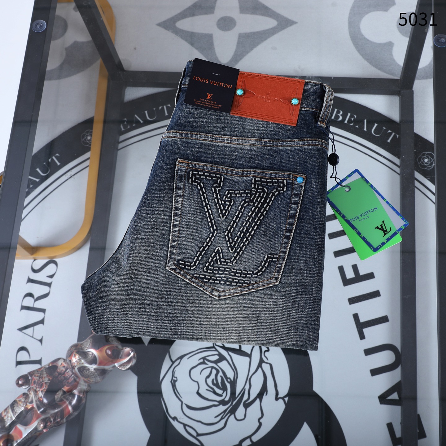 P130 🔥🔥🔥 Los jeans rectos de primavera/verano/nuevo estilo ya están disponibles🌹🌹 Número de estilo: 5031# Tamaño: …