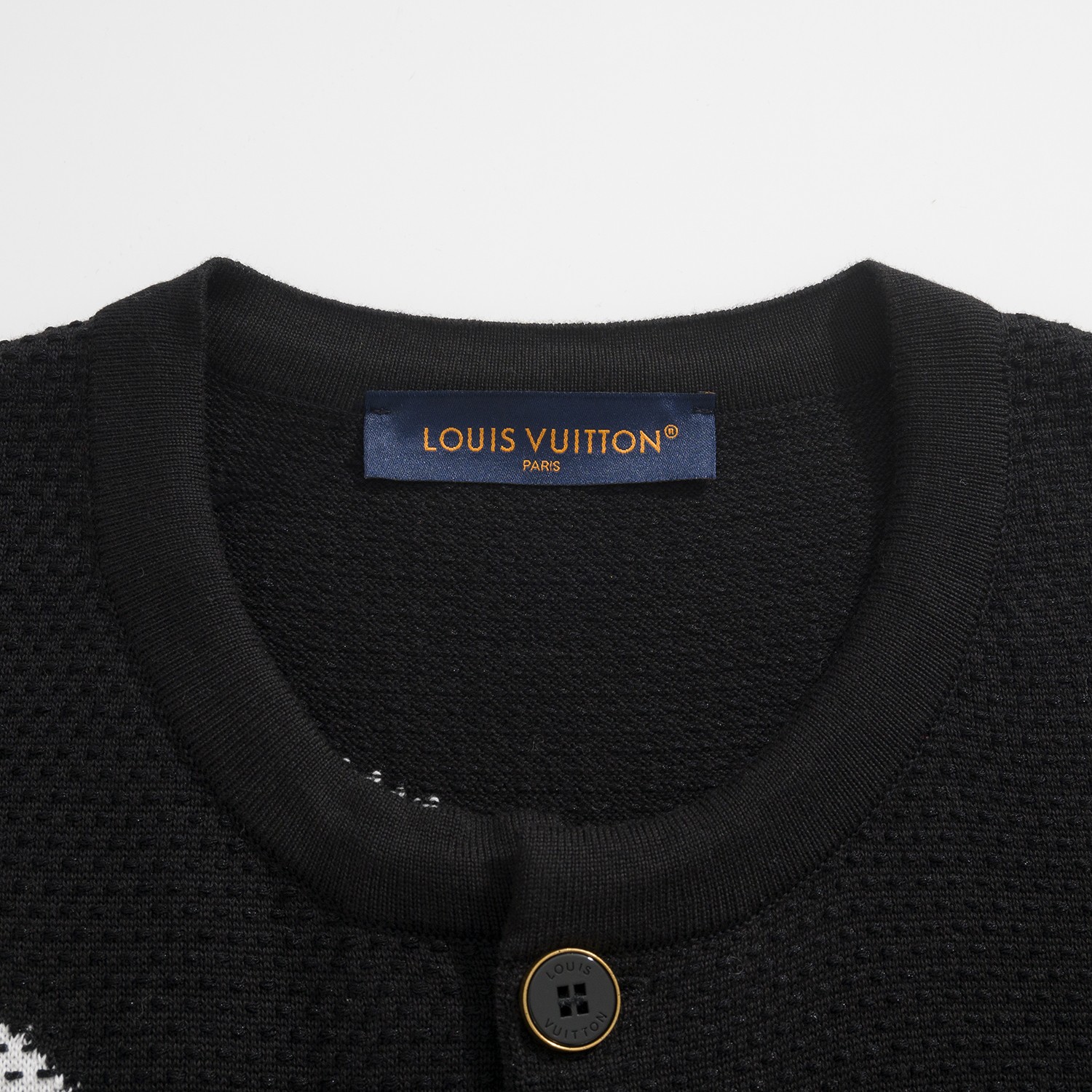 Чёрный кардиган Louis Vuitton с монограммой
