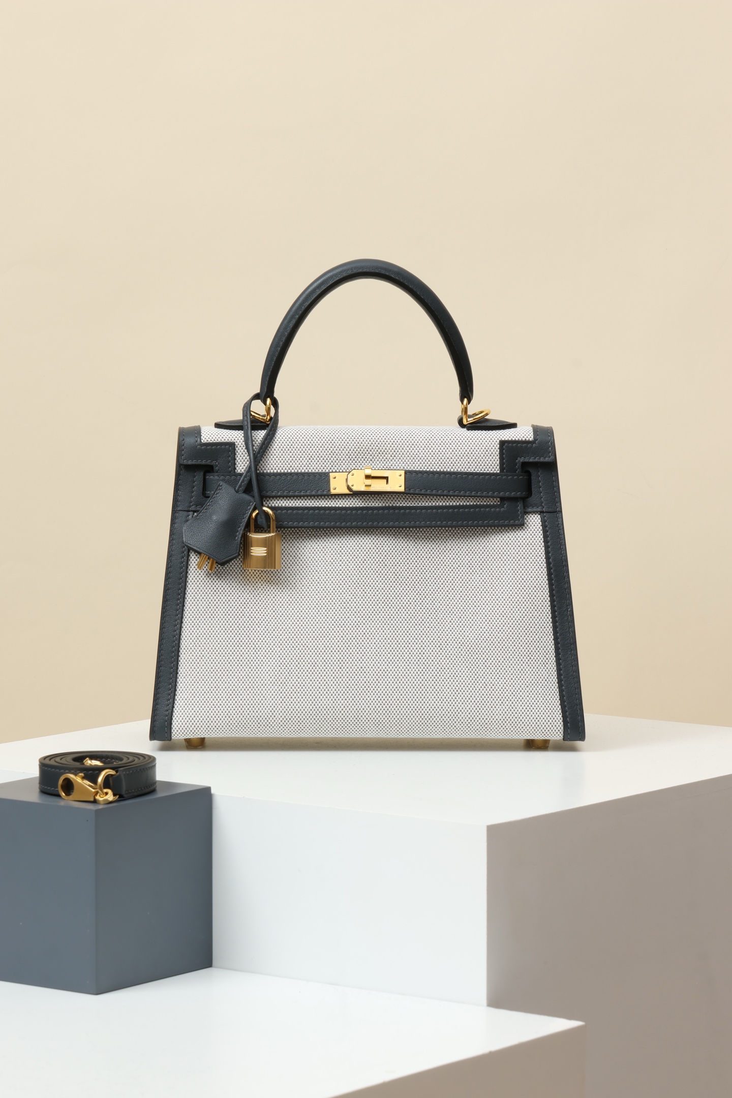 Hermès [Ready stock] KL25 main picture H0 haze gray/gold buckle/canvas/Swift leather