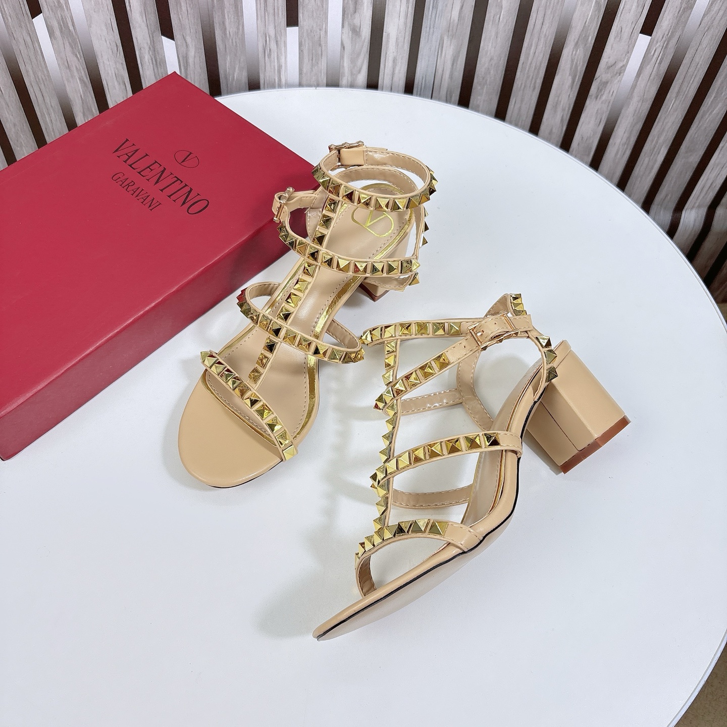 Valentino Haute Couture Classic Luxury Leather Shoe Ref.99156773 5