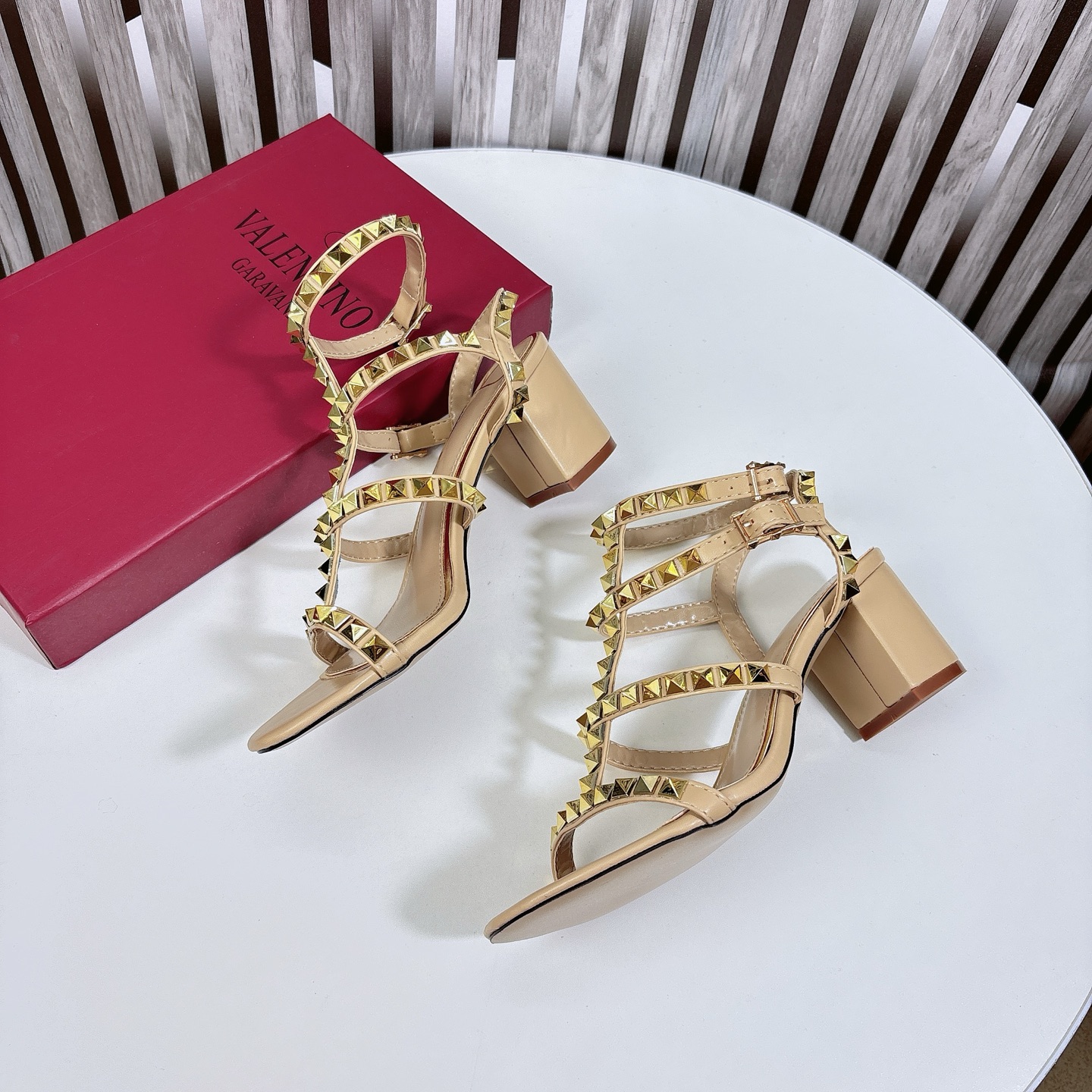 Valentino Haute Couture Classic Luxury Leather Shoe Ref.99156773 4