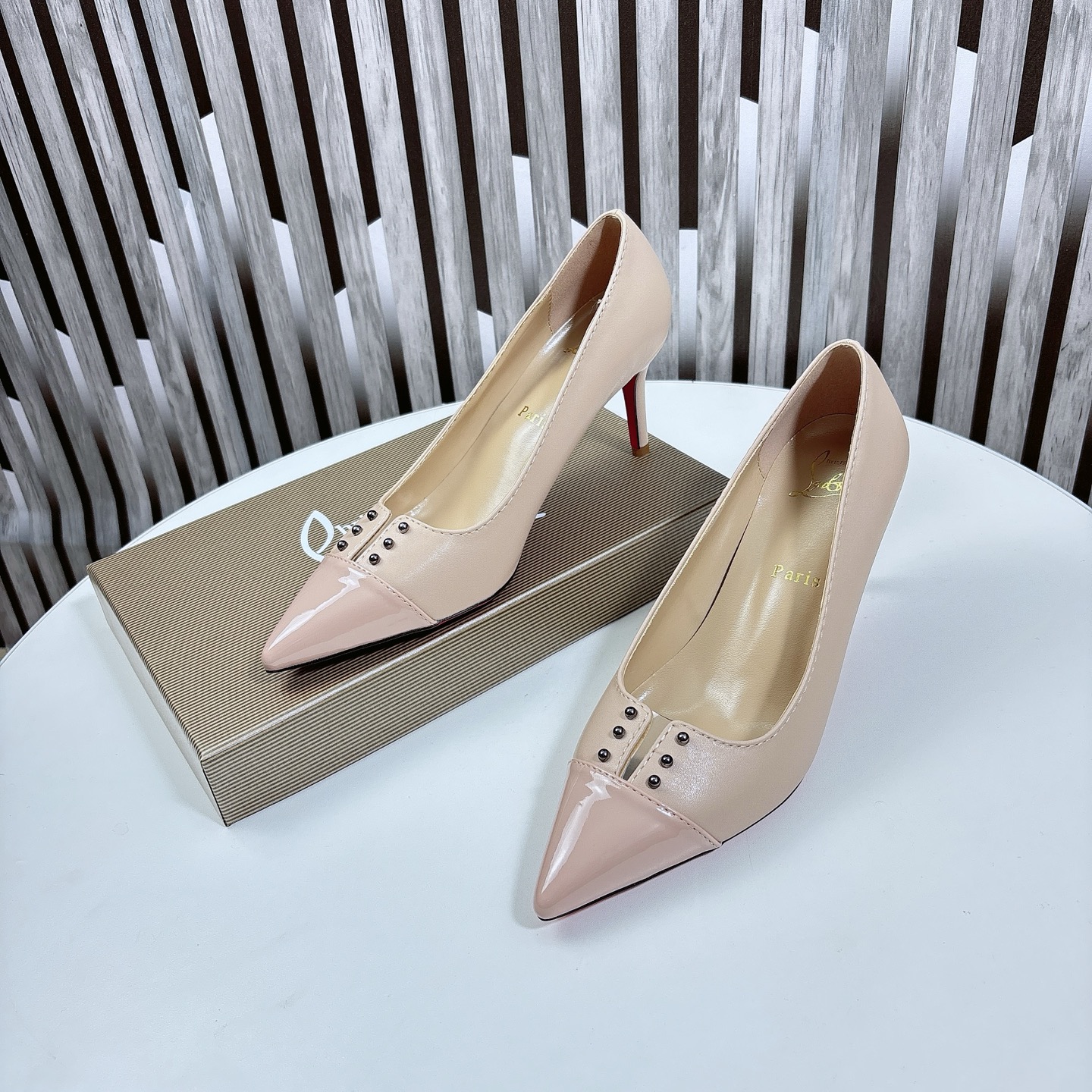 Christian Louboutin Classic Luxury Leather Shoe Loafer Ref.78D75E03 8