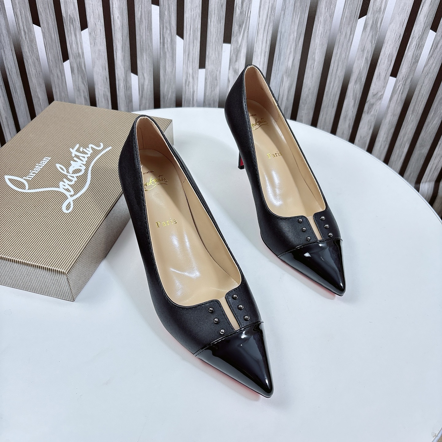 路铂廷 Christian Louboutin 经典高奢皮鞋鞋履高跟鞋 #6D8E0483 6