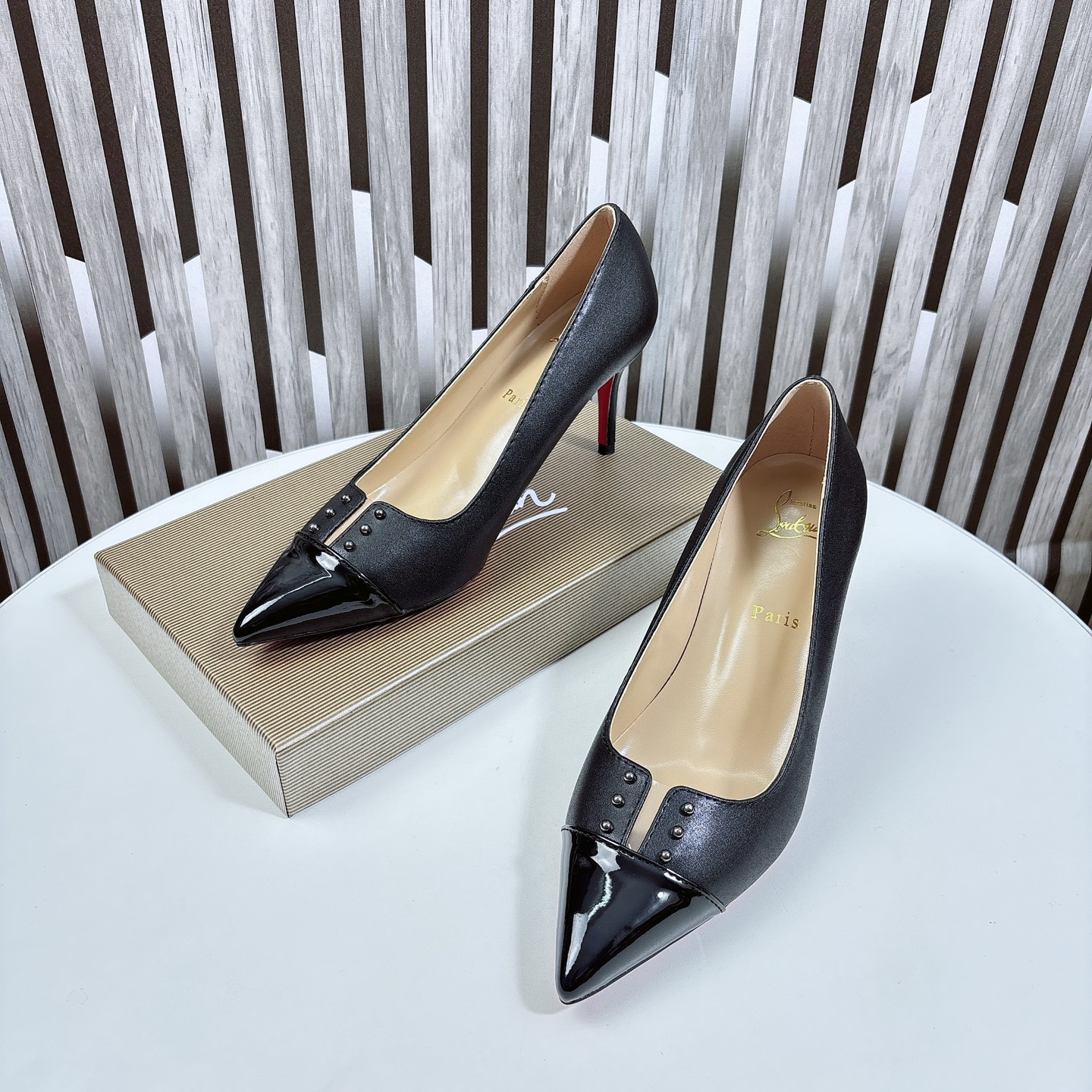 路铂廷 Christian Louboutin 经典高奢皮鞋鞋履高跟鞋 #6D8E0483 3