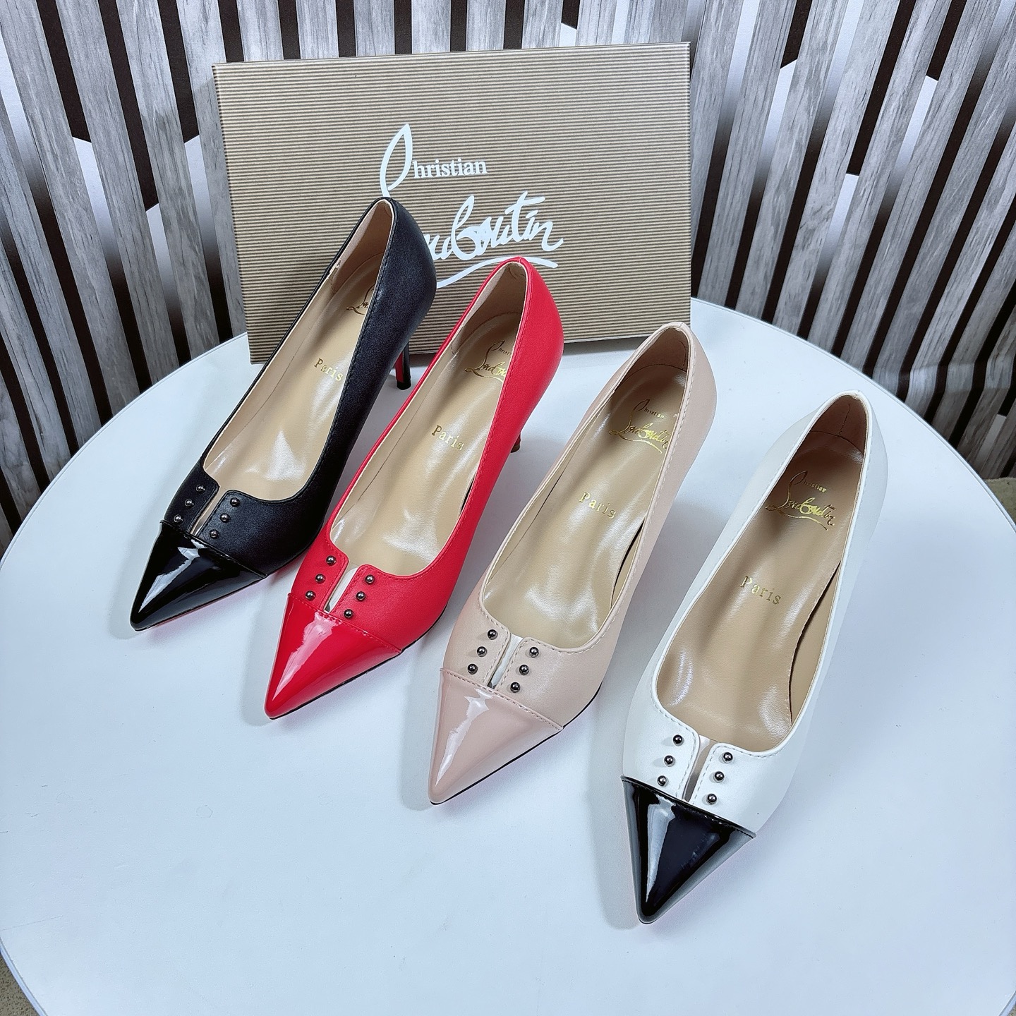 Christian Louboutin Classic Luxury Leather Shoe Loafer Ref 3
