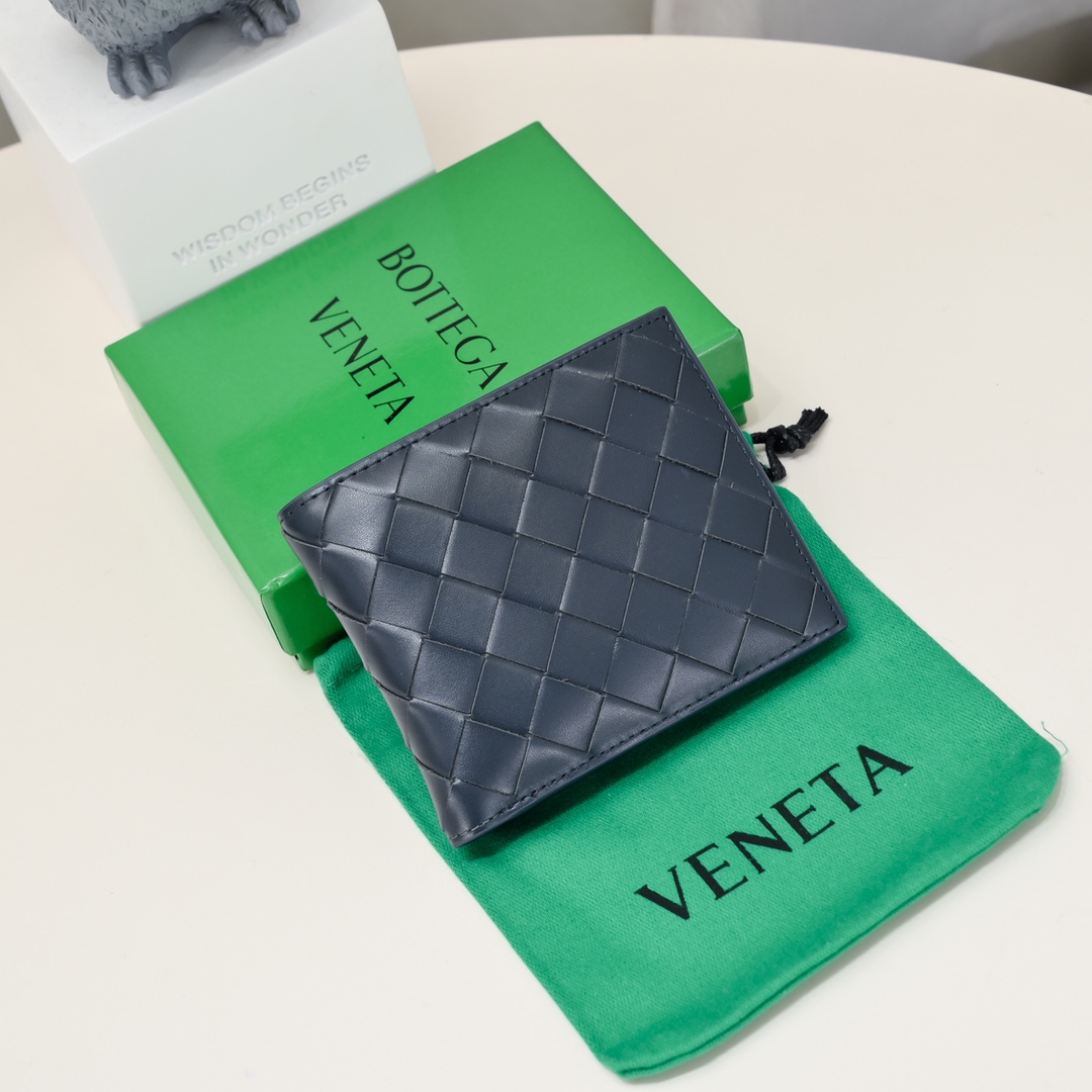 Bottega Veneta 胎牛皮 宽编 短夹 零钱袋