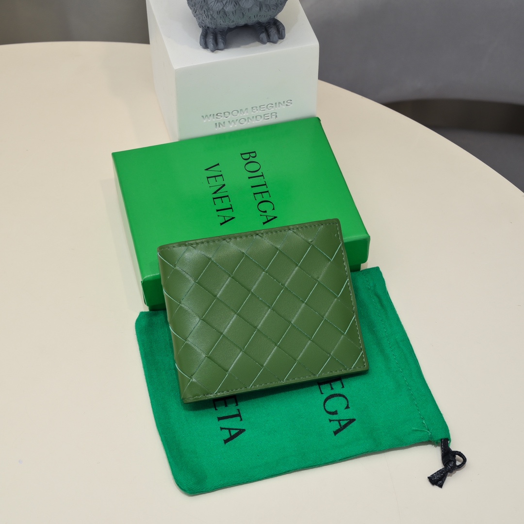 Bottega Veneta 牛皮 宽编 短夹 8卡位 2纸币隔层
