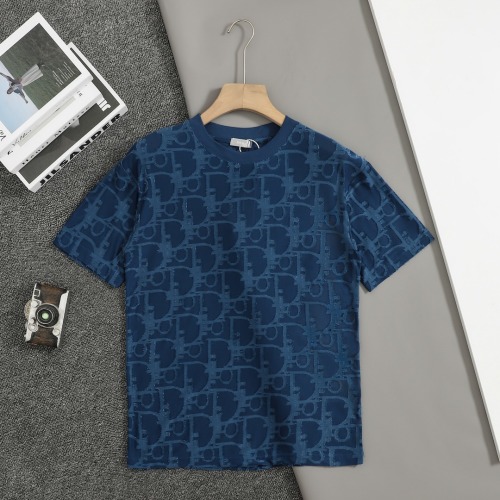 Dior CD Logo Jacquard T-Shirt, Retro Style, Comfortable Cotton Blend 1 Dior CD Logo Jacquard T-Shirt, Retro Style, Comfortable Cotton Blend