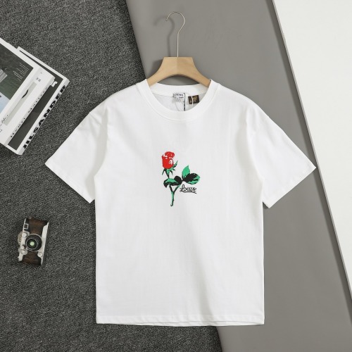 Loewe 25SS Rose Print Cotton T-Shirt - Lightweight & Stylish 1 Loewe 25SS Rose Print Cotton T-Shirt - Lightweight & Stylish