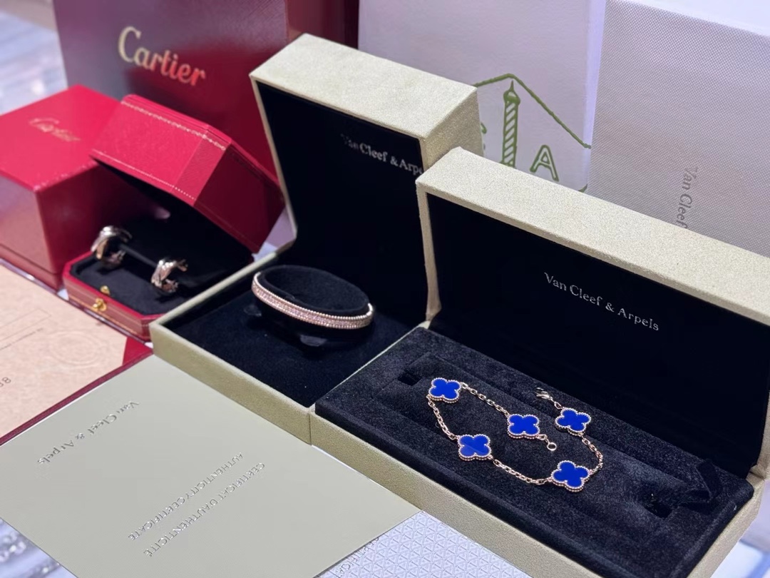 Van Cleef & Arpels VCA滚珠满钻手镯/