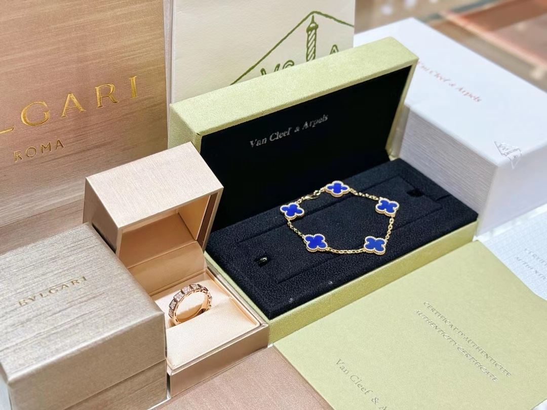 Van Cleef & Arpels VCA 18k蓝五花手链/