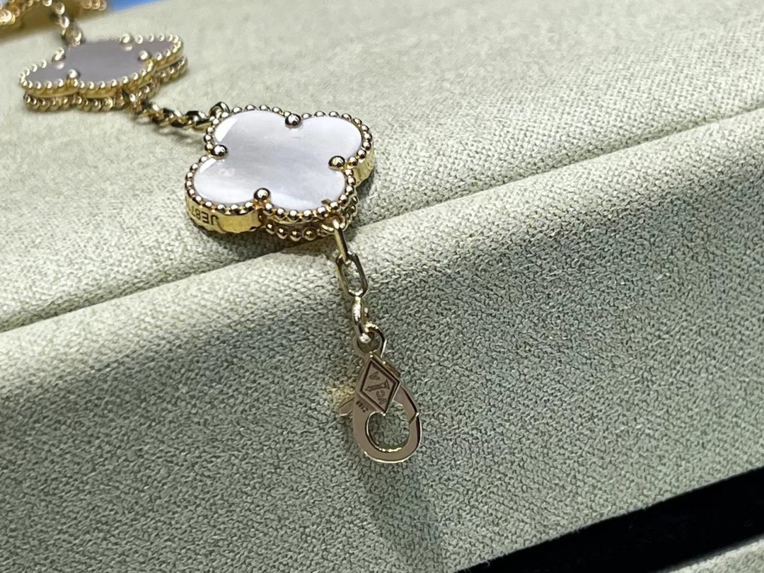 Van Cleef & Arpels 18K VCA五花白贝母手链