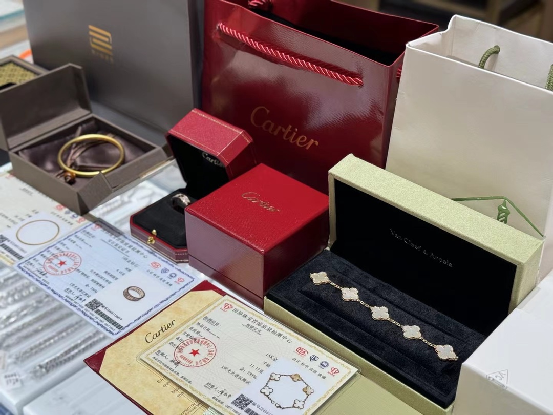 Van Cleef & Arpels VCA白贝K黄五花手链/