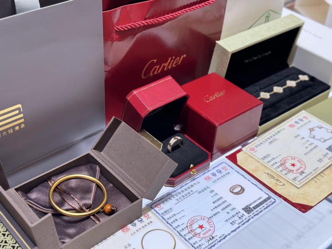 Van Cleef & Arpels VCA白贝K黄五花手链/
