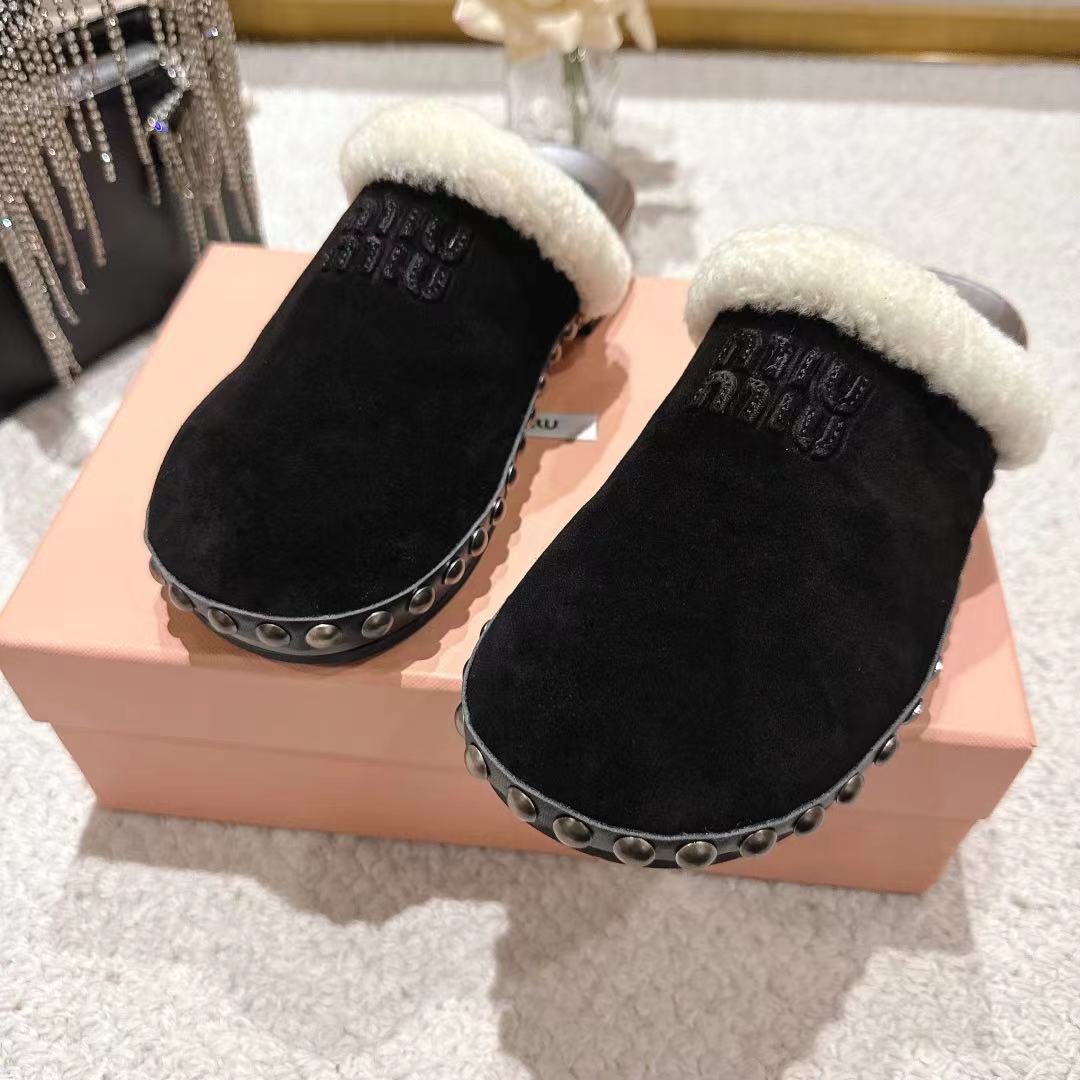 “Miu Miu Show: Unique Effacement Process, Modern Style, Love Concept, Imported Wool, Big Bottom, Sizes 35-41” - 图片 8