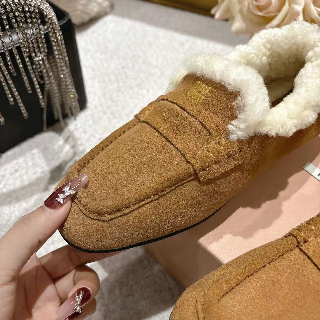 “MiuMiu/Mum 25ss Fall Winter One-Shoe: Stylish, Sweet, Salty, and Comfortable” - 图片 9