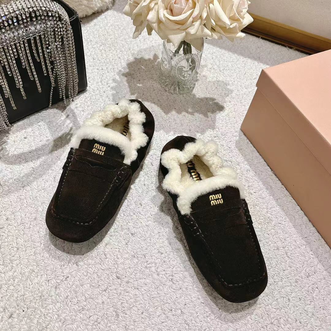 “MiuMiu/Mum 25ss New Fall and Winter Lazy One-Shoe: Stylish, Sweet, and Salty Design Details” - 图片 2