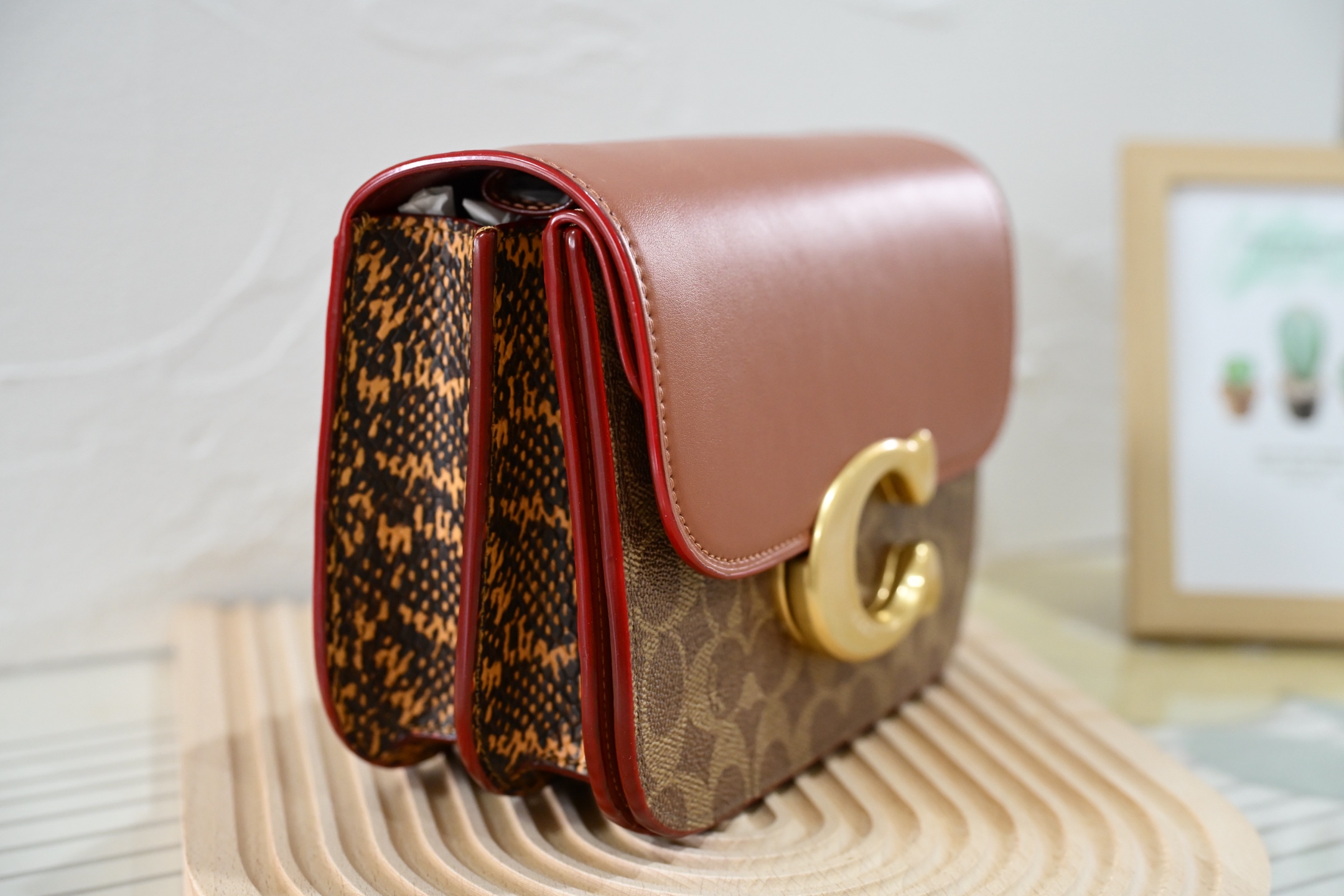 C家 CM551 CM557 高端シリーズ 愛豆チェーンバッグ 斜め掛け