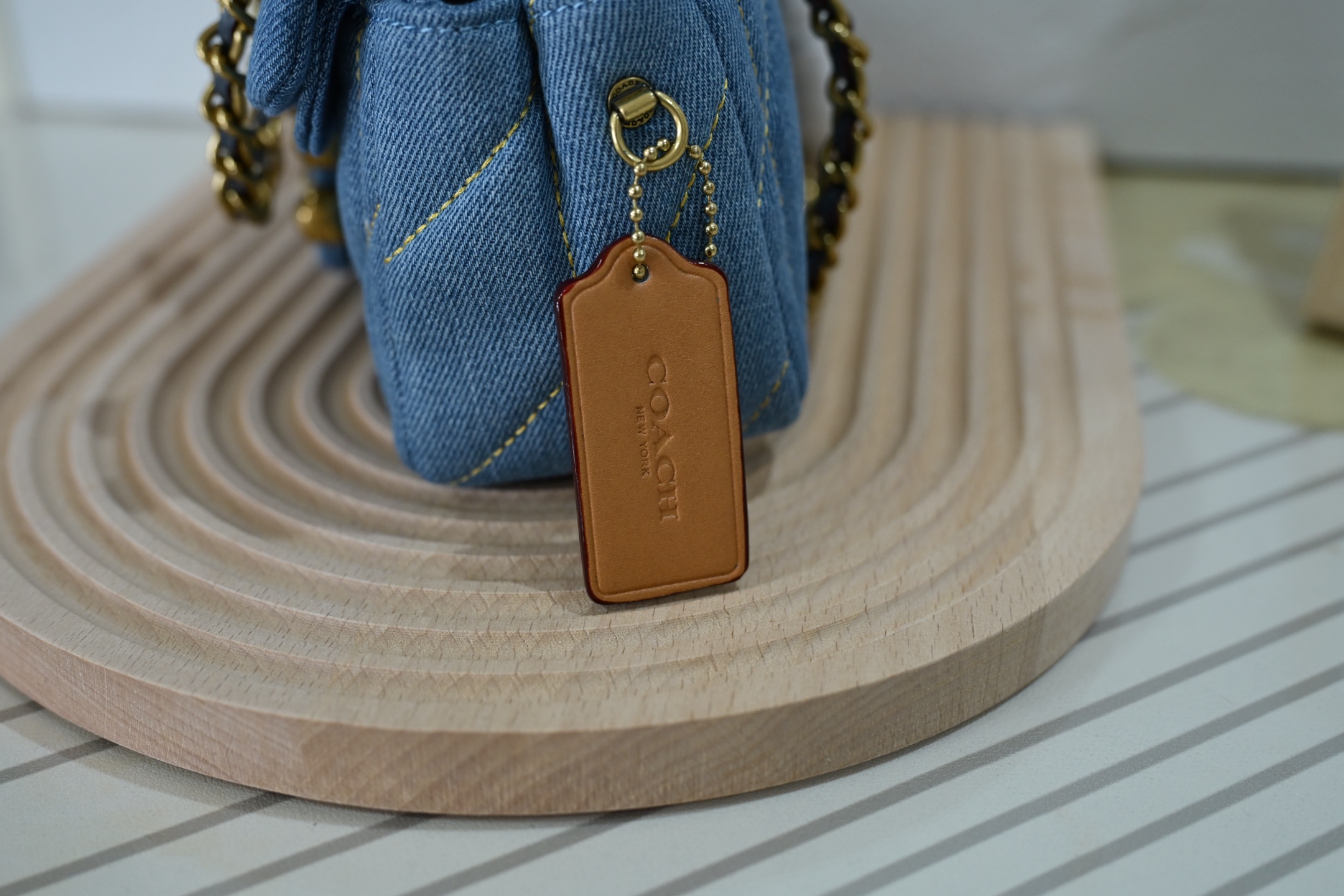 coa*h全皮CP498 牛仔CR701 クラシックチェーンタビー