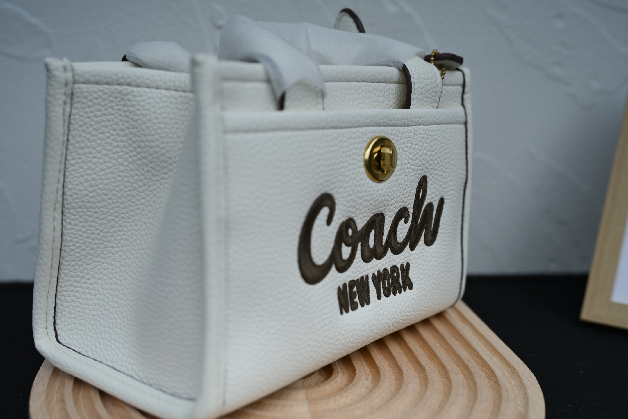 COACH新款トートバッグ - 小号CAO26/中号CAM66/大号CAM75の3色展開