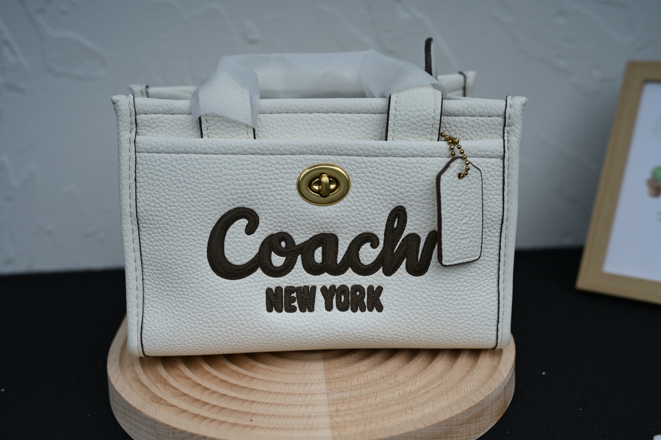 COACH新款トートバッグ - 小号CAO26/中号CAM66/大号CAM75の3色展開