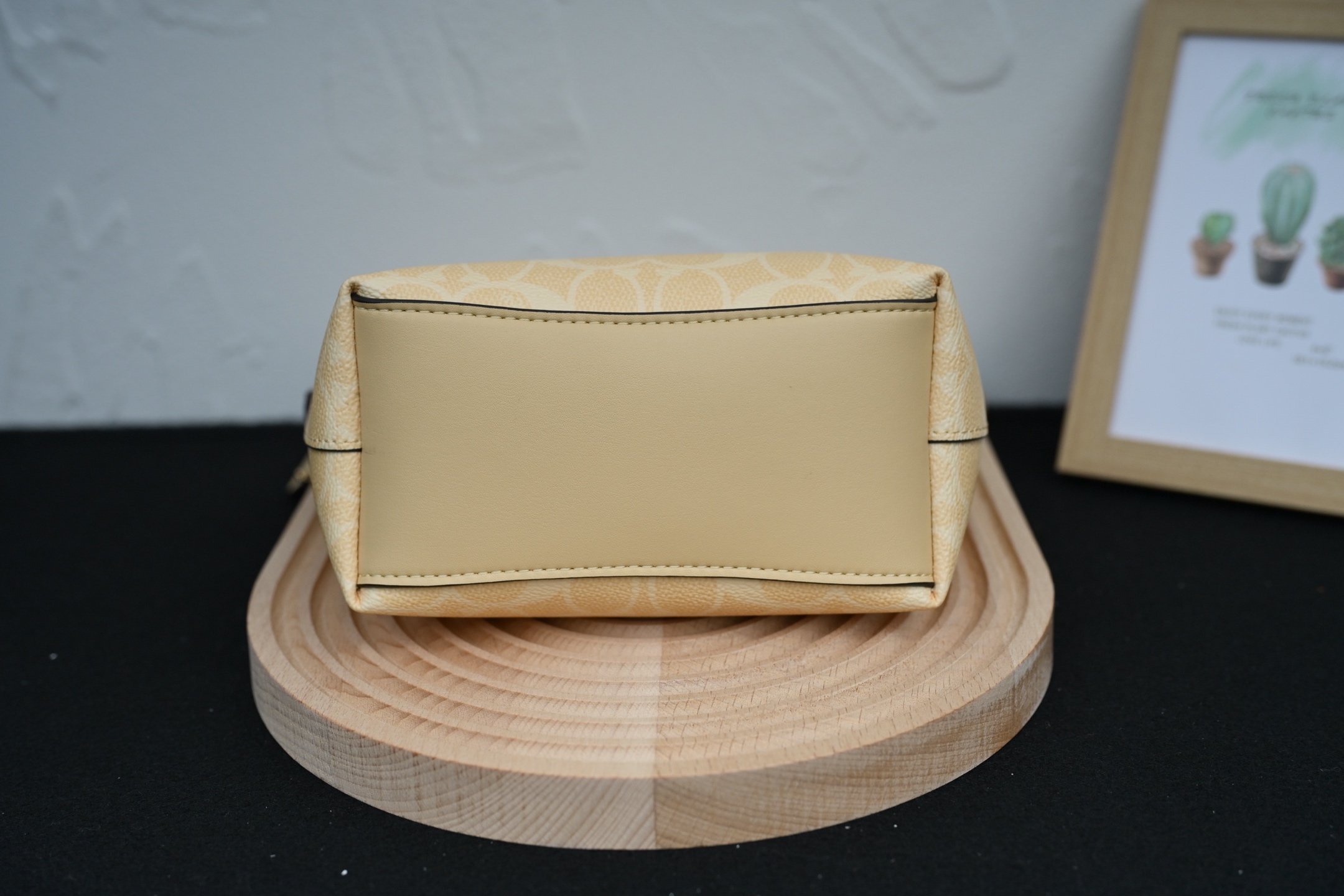 CITY MINI TOTE手提斜挎托特包 - 新色・小柄でも安心・幅広ショルダーストラップ