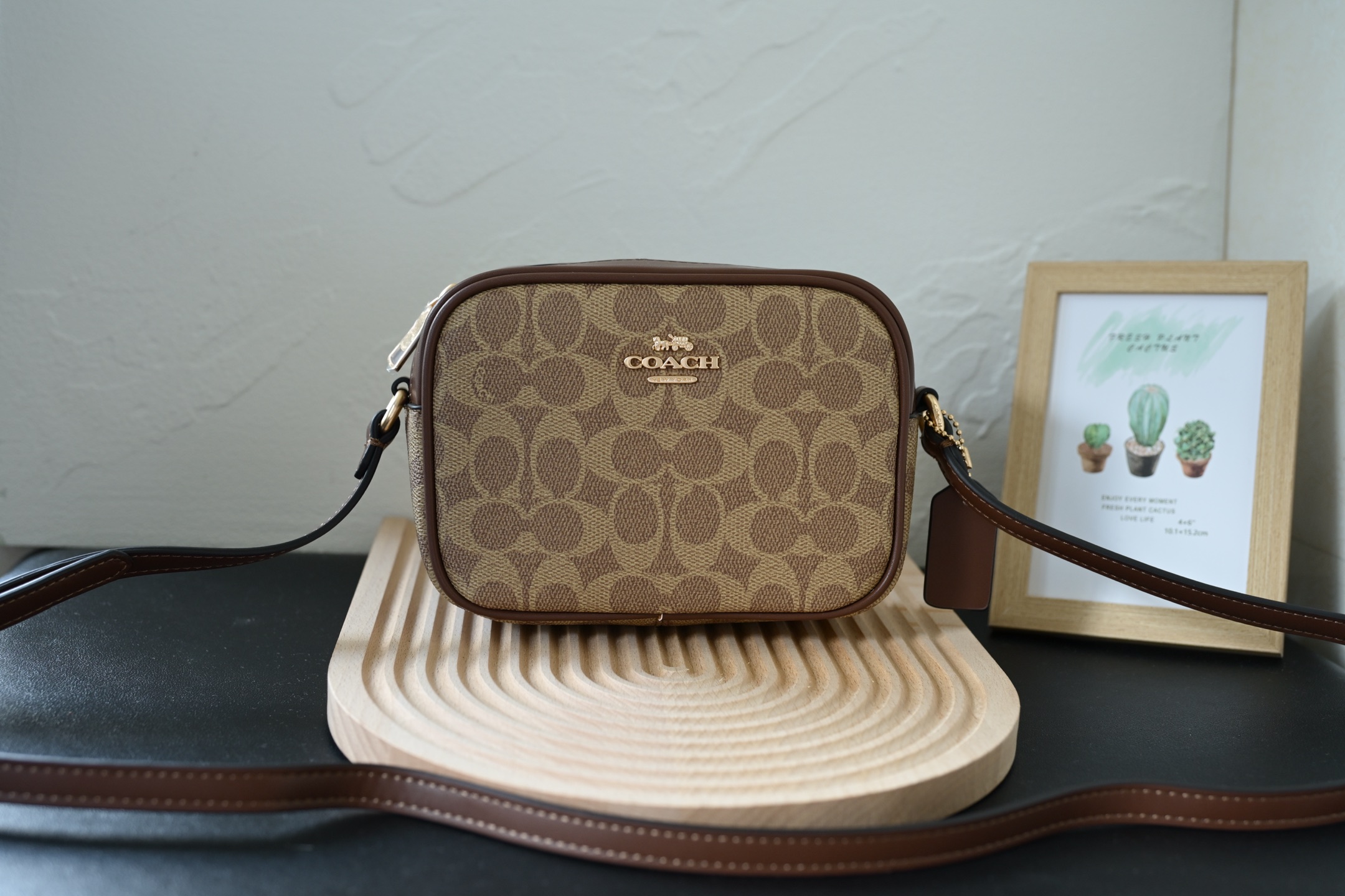 COACH 新款 City Tote 学院風相机包 大ロゴデザイン