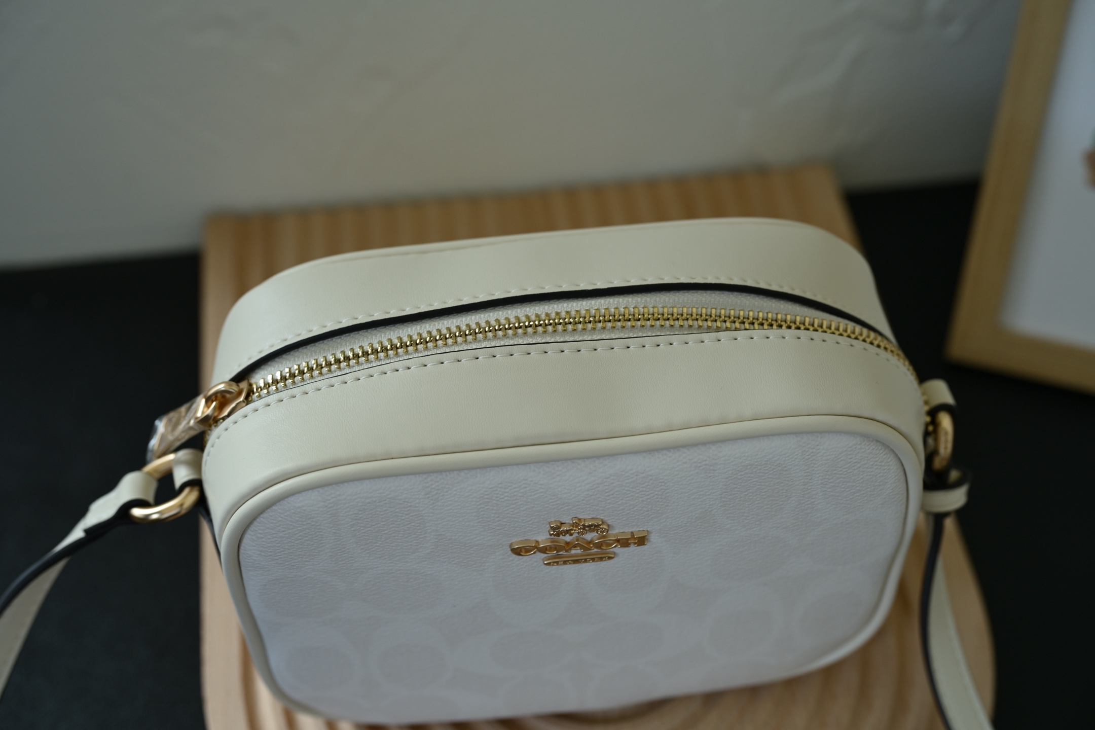 COACH 蔻驰 新款 City Tote 大ロゴ アカデミックスタイル カメラバッグ