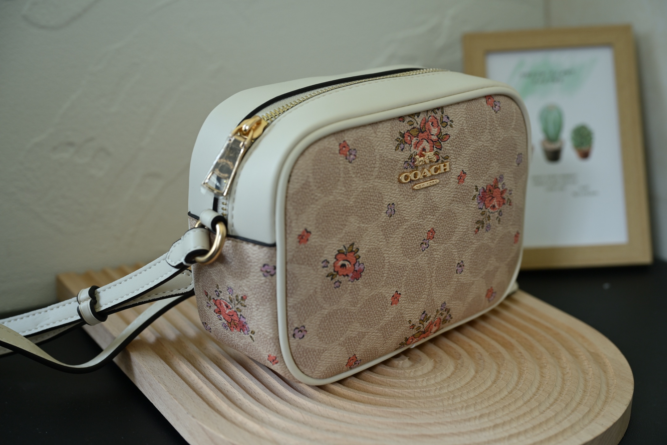 Coach City Tote 学院風カメラバッグ 春夏に最適な新作