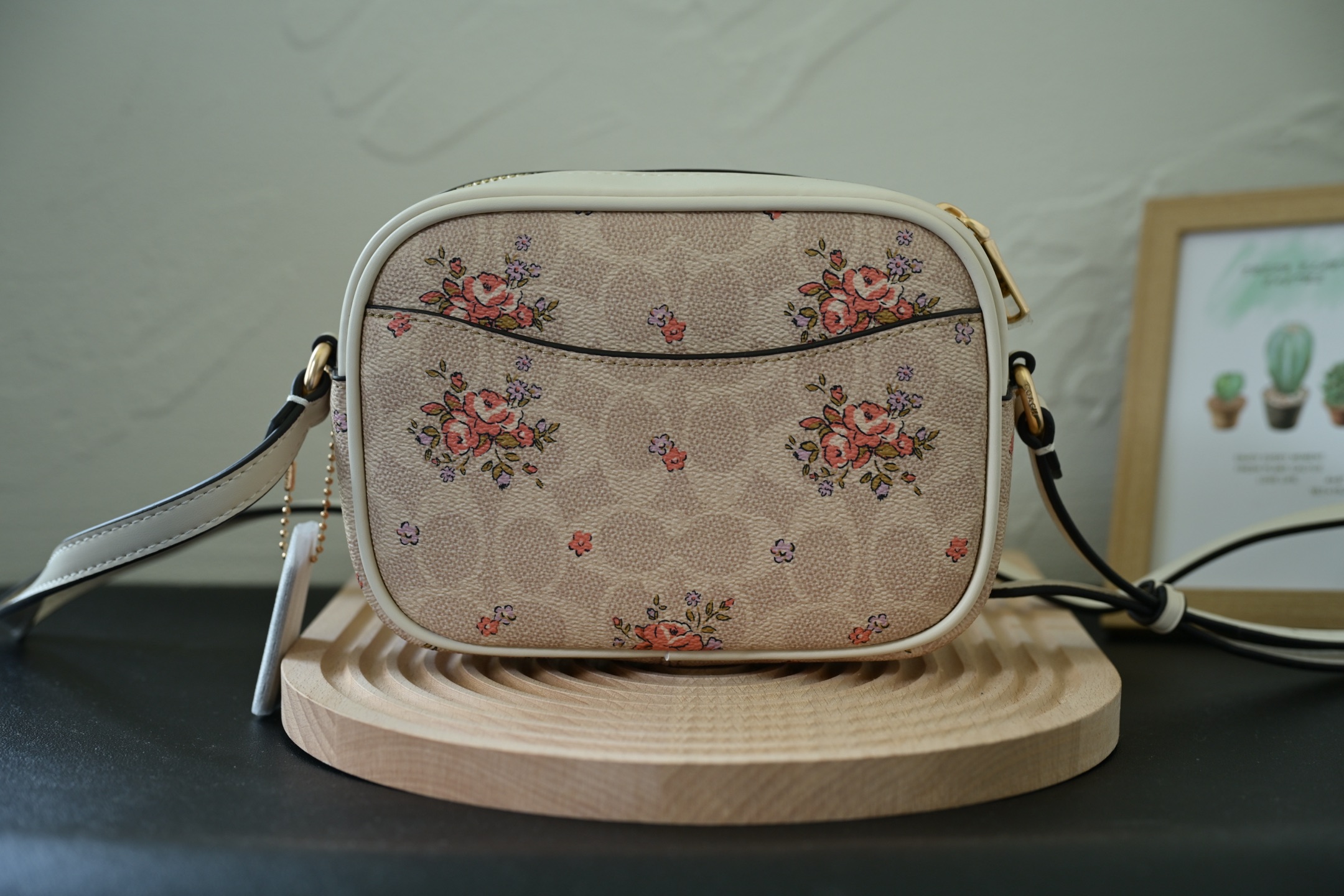 Coach City Tote 学院風カメラバッグ 春夏に最適な新作