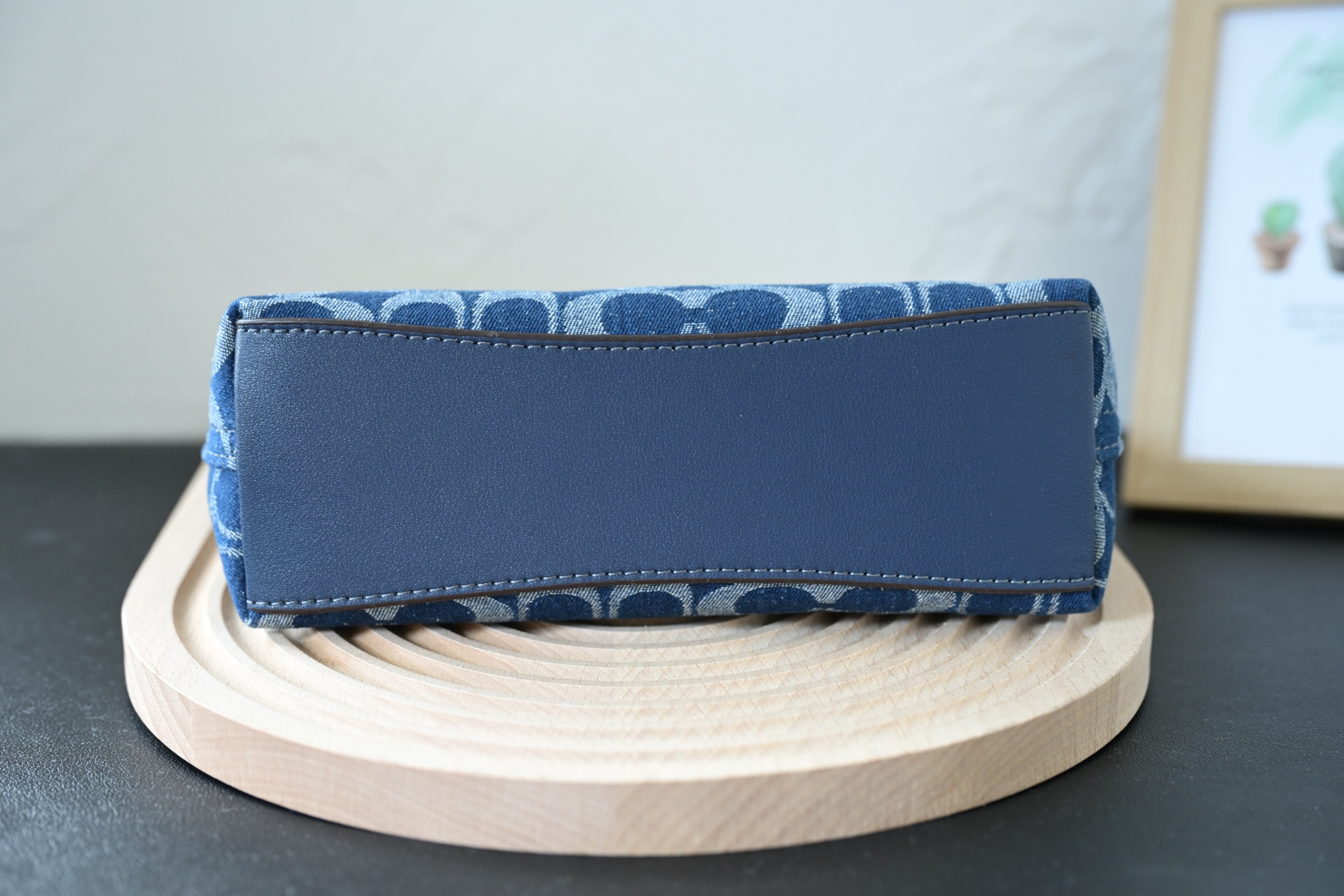 CBH15 CBH16 Mini laurelシリーズ流浪包 - 高級牛皮素材の斜め掛けバッグ