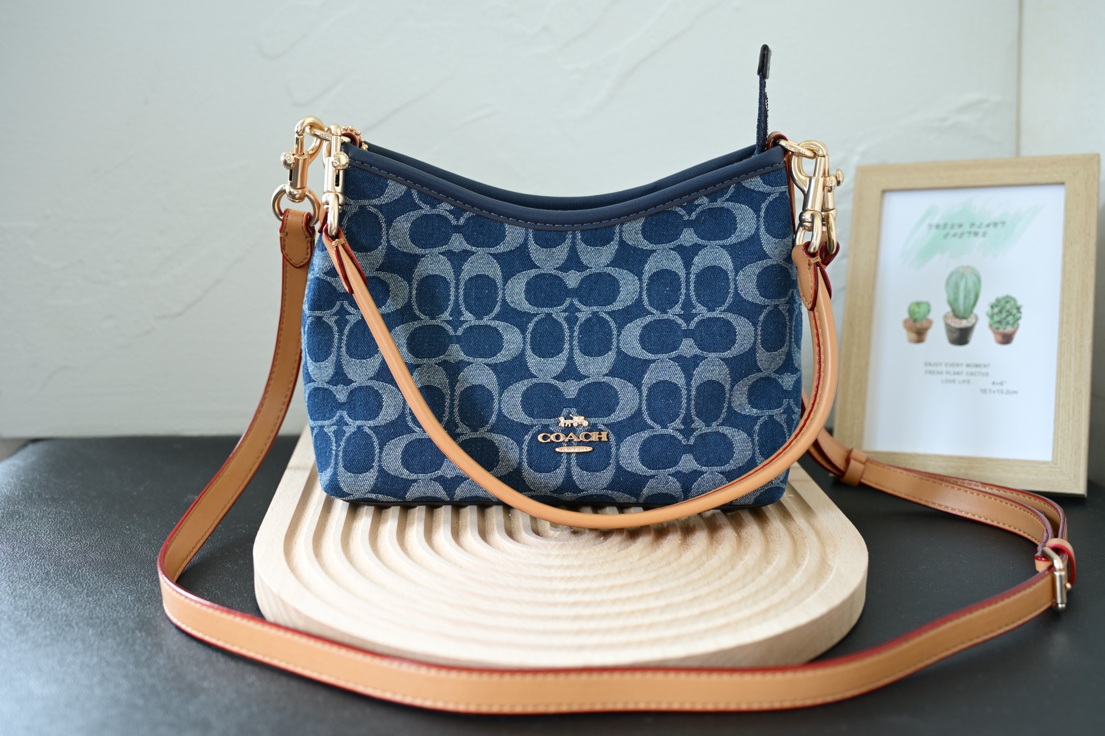 CBH15 CBH16 Mini laurelシリーズ流浪包 - 高級牛皮素材の斜め掛けバッグ