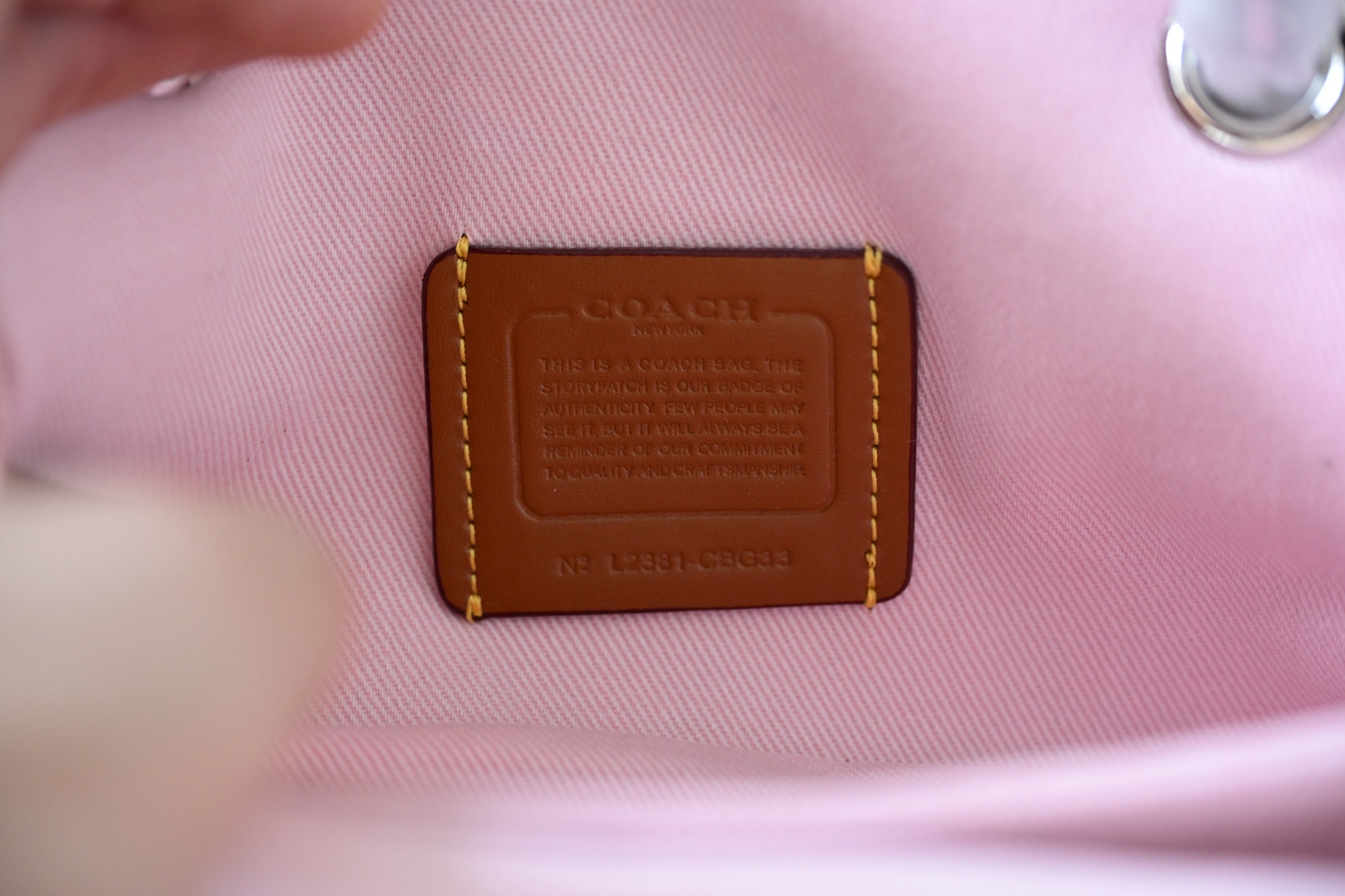 新作 TABBY 女士菱格丹宁布料 酒神牛仔布斜挎包