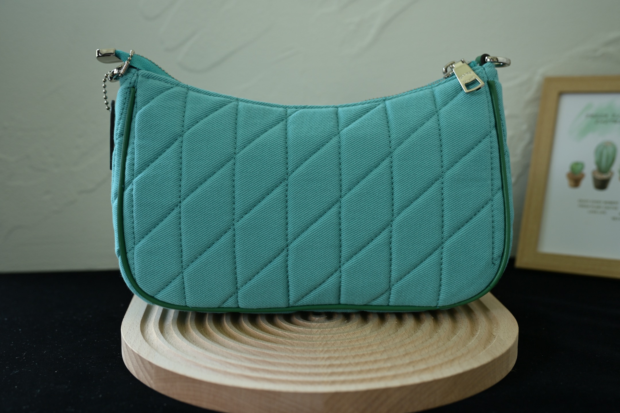 TERI腋下包 - 機能性とデザインを兼ね備えたキャンバス製ショルダーバッグ