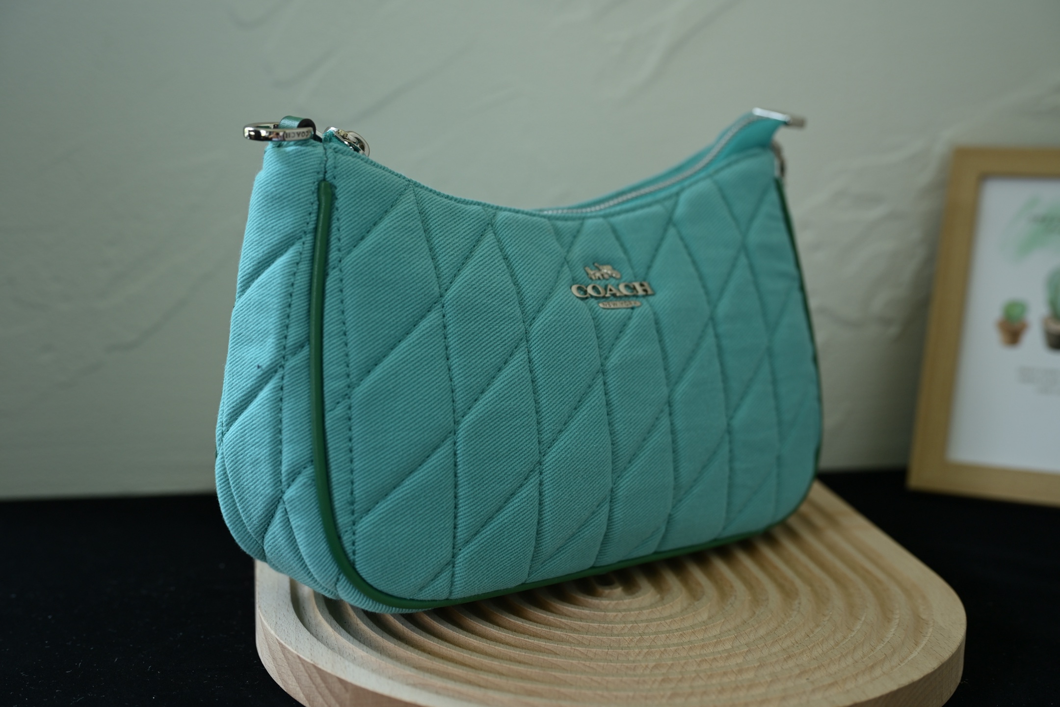 TERI腋下包 - 機能性とデザインを兼ね備えたキャンバス製ショルダーバッグ