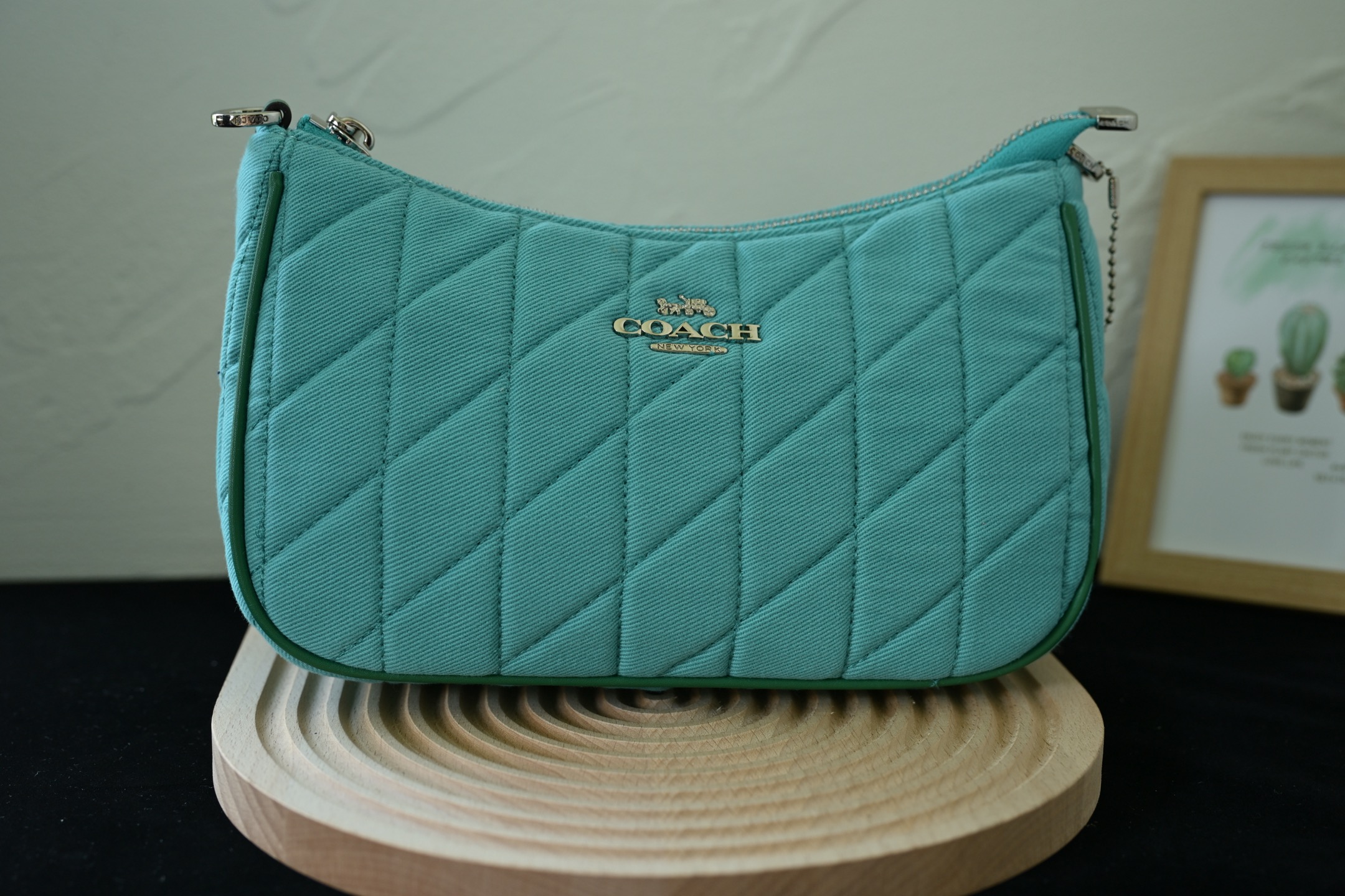 TERI腋下包 - 機能性とデザインを兼ね備えたキャンバス製ショルダーバッグ